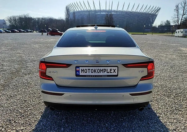 Volvo S60 cena 119900 przebieg: 56952, rok produkcji 2020 z Przedbórz małe 781